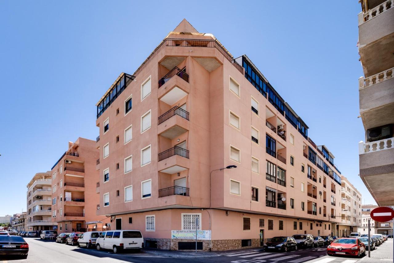 Estudio Joven Pura Torrevieja Exterior photo
